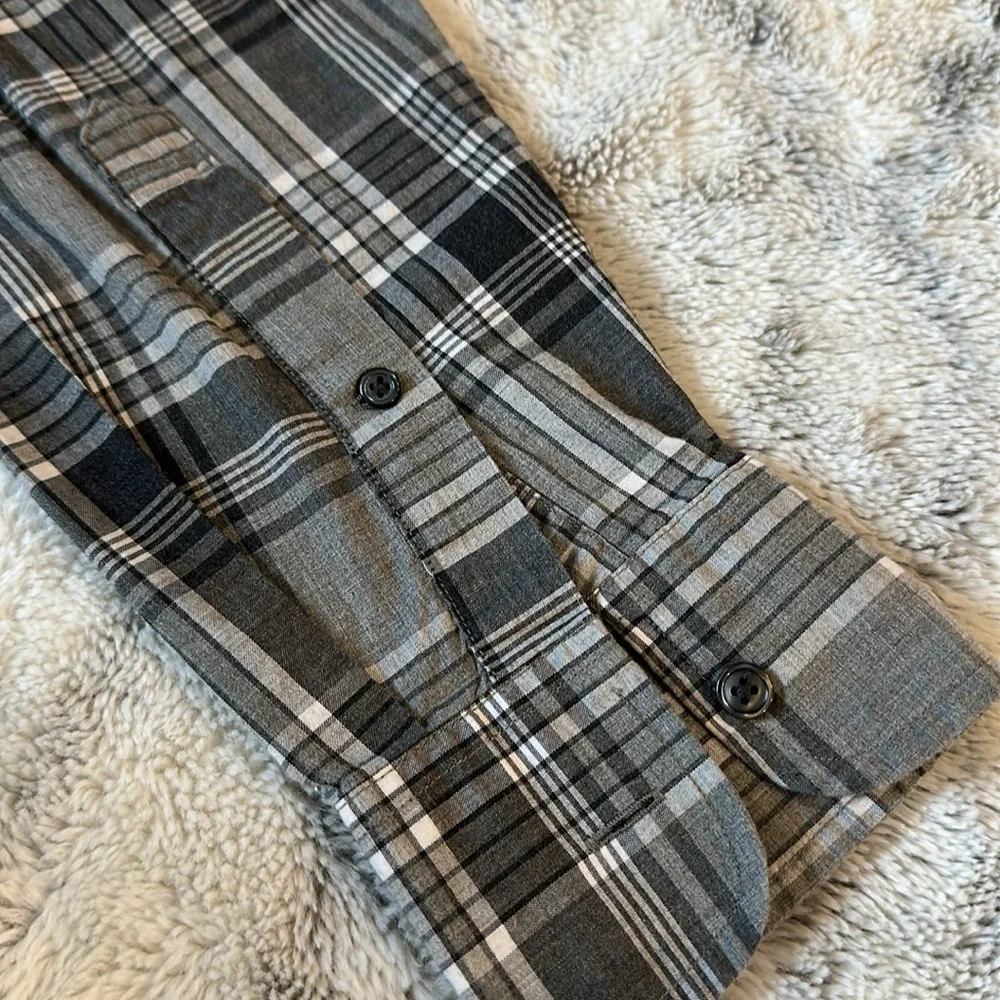 J. Crew plaid slim fit casual button down long sleeve shirt